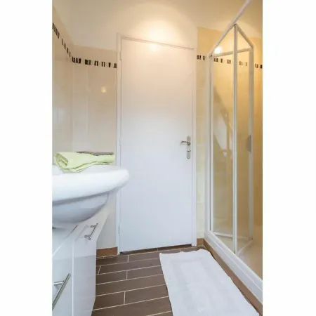 Holiday home Familial Au Coeur De La Vallee Du Don Avec Jardin Clos, Activites Et Equipements Complets - Fr-1-306-1107