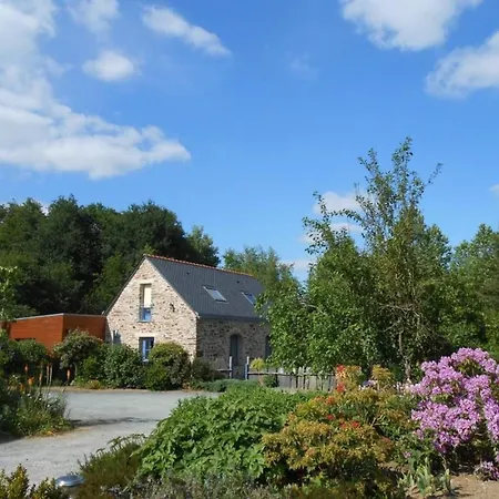 Familial Au Coeur De La Vallee Du Don Avec Jardin Clos, Activites Et Equipements Complets - Fr-1-306-1107 Vakantiehuis *